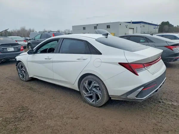KMHLM4DG5RU759826 2024 HYUNDAI ELANTRA - Image 2
