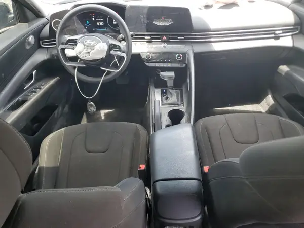 KMHLM4DG5RU766226 2024 HYUNDAI ELANTRA - Image 8