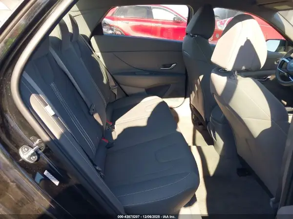 KMHLM4DG5RU769725 2024 HYUNDAI ELANTRA - Image 8