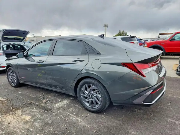KMHLM4DG5RU774973 2024 HYUNDAI ELANTRA - Image 2
