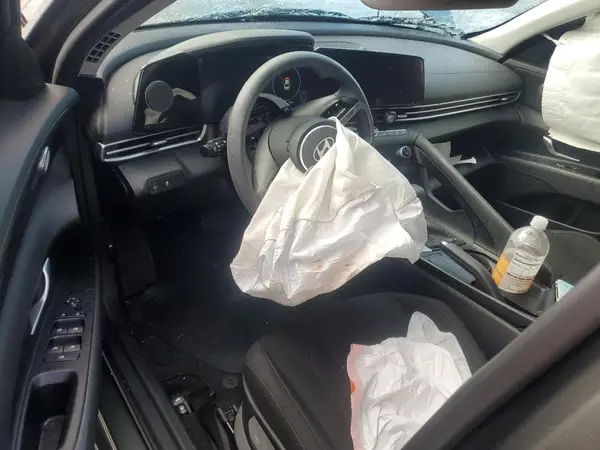KMHLM4DG5RU775752 2024 HYUNDAI ELANTRA - Image 8