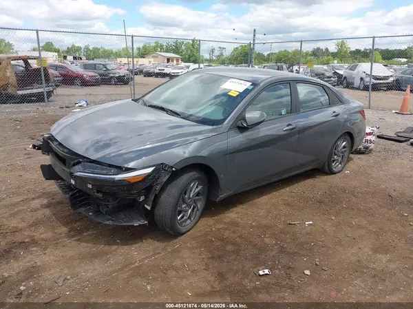 KMHLM4DG5RU786850 2024 HYUNDAI ELANTRA - Image 2