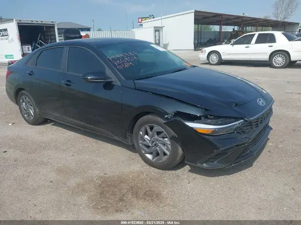 KMHLM4DG5RU786914 2024 HYUNDAI ELANTRA - Image 1