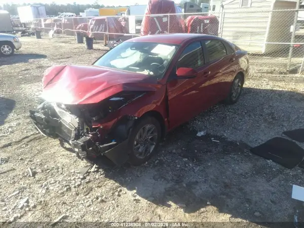 KMHLM4DG5RU798173 2024 HYUNDAI ELANTRA - Image 2