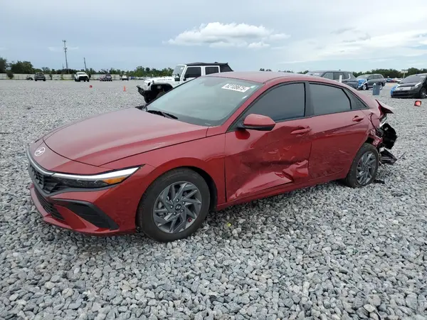 KMHLM4DG5RU800584 2024 HYUNDAI ELANTRA - Image 1