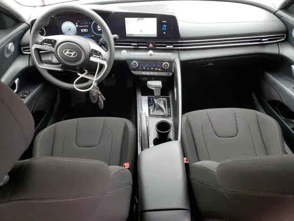 KMHLM4DG5RU800584 2024 HYUNDAI ELANTRA - Image 8