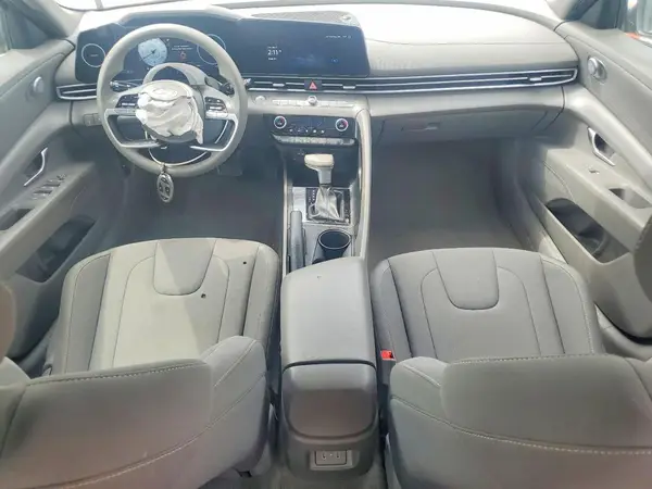 KMHLM4DG5RU809026 2024 HYUNDAI ELANTRA - Image 8