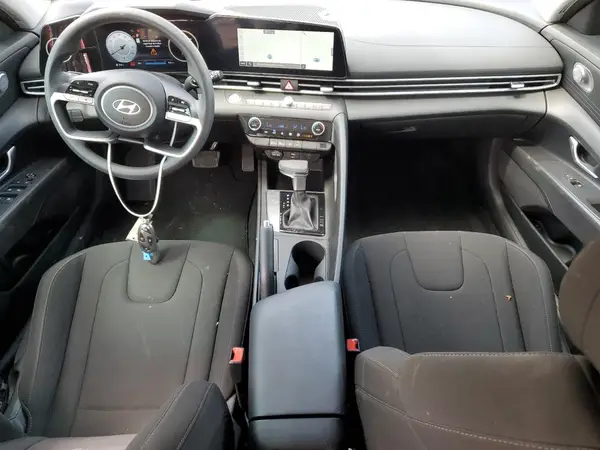 KMHLM4DG5RU814257 2024 HYUNDAI ELANTRA - Image 8