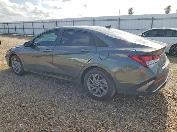 KMHLM4DG5RU814629 2024 HYUNDAI ELANTRA - Image 2