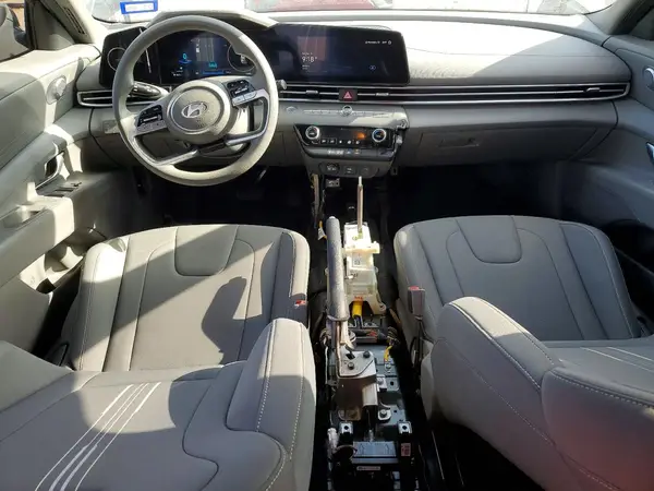 KMHLM4DG5RU814629 2024 HYUNDAI ELANTRA - Image 8