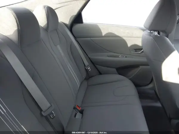 KMHLM4DG5RU830720 2024 HYUNDAI ELANTRA - Image 8