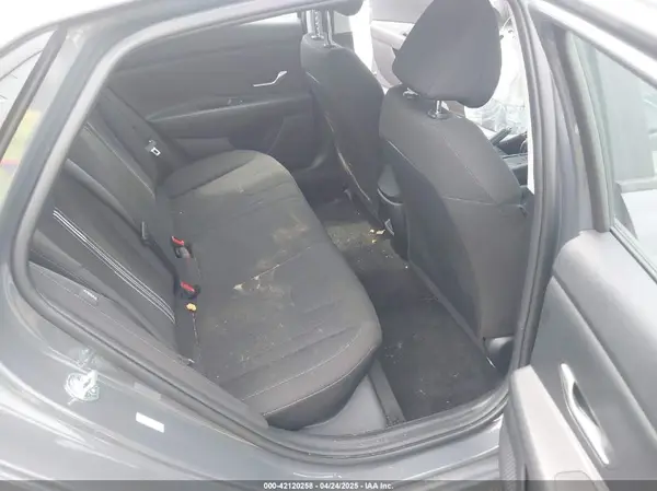 KMHLM4DG5RU843919 2024 HYUNDAI ELANTRA - Image 8