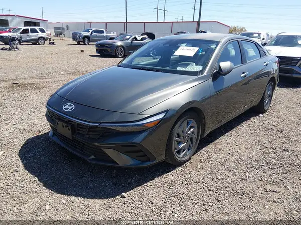 KMHLM4DG5RU845024 2024 HYUNDAI ELANTRA - Image 2