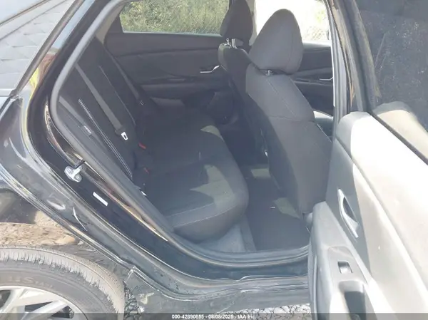 KMHLM4DG5RU845086 2024 HYUNDAI ELANTRA - Image 8