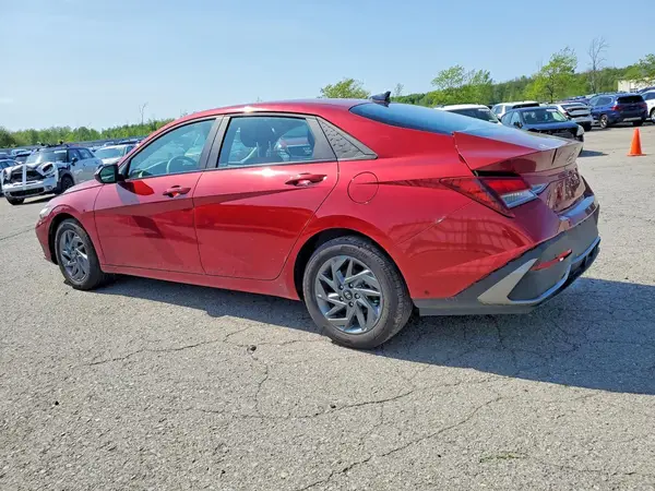 KMHLM4DG5RU845296 2024 HYUNDAI ELANTRA - Image 2