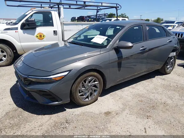 KMHLM4DG5RU846903 2024 HYUNDAI ELANTRA - Image 2