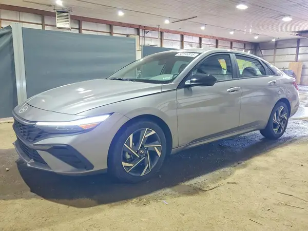 KMHLM4DG5SU000776 2025 HYUNDAI ELANTRA - Image 1