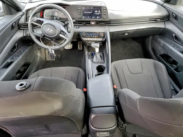 KMHLM4DG5SU007694 2025 HYUNDAI ELANTRA - Image 8