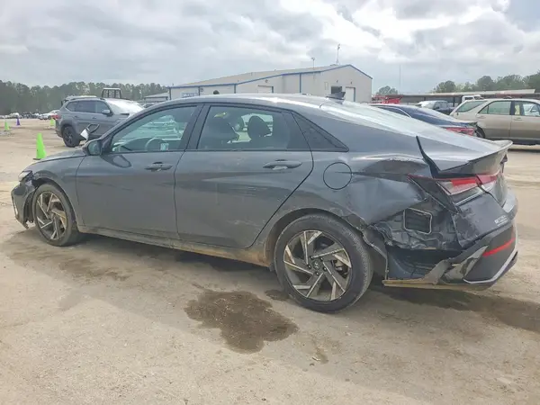 KMHLM4DG5SU008831 2025 HYUNDAI ELANTRA - Image 2