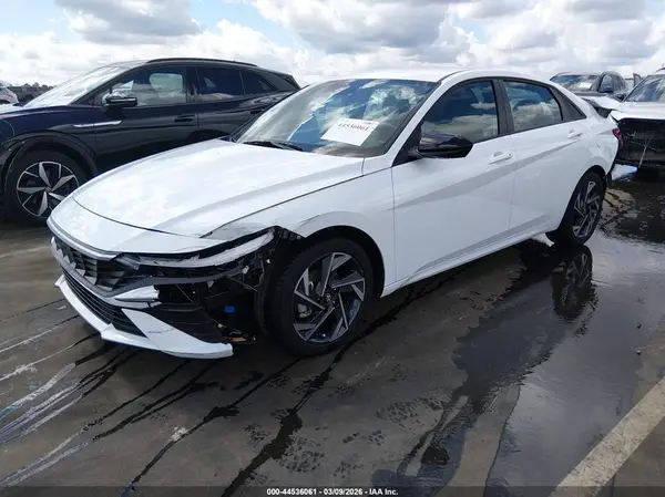 KMHLM4DG5SU017819 2025 HYUNDAI ELANTRA - Image 2