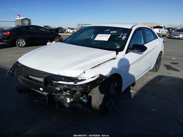 KMHLM4DG5SU046737 2025 HYUNDAI ELANTRA - Image 2