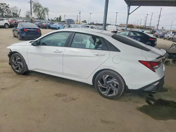 KMHLM4DG5SU066583 2025 HYUNDAI ELANTRA - Image 2
