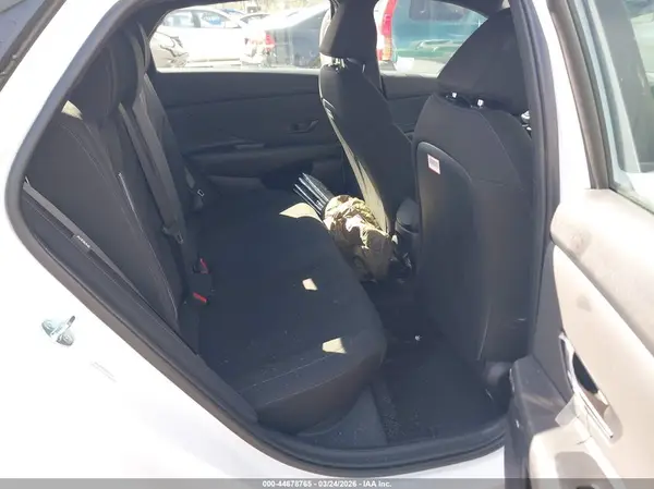 KMHLM4DG5SU067068 2025 HYUNDAI ELANTRA - Image 8