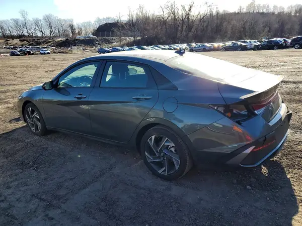 KMHLM4DG5SU073470 2025 HYUNDAI ELANTRA - Image 2