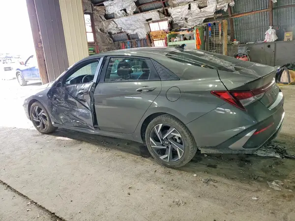 KMHLM4DG5SU074814 2025 HYUNDAI ELANTRA - Image 2