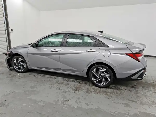 KMHLM4DG5SU082864 2025 HYUNDAI ELANTRA - Image 2