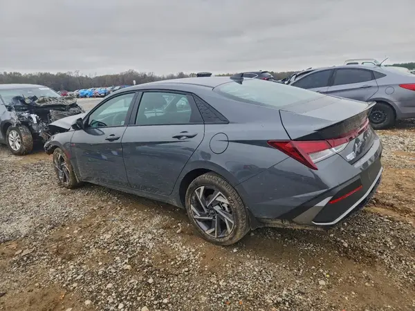 KMHLM4DG5SU089474 2025 HYUNDAI ELANTRA - Image 2