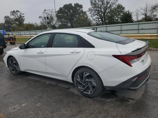 KMHLM4DG5SU144833 2025 HYUNDAI ELANTRA - Image 2