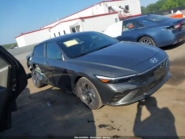 KMHLM4DG5SU876327 2025 HYUNDAI ELANTRA - Image 1