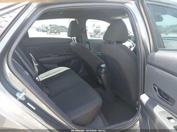 KMHLM4DG5SU896917 2025 HYUNDAI ELANTRA - Image 8