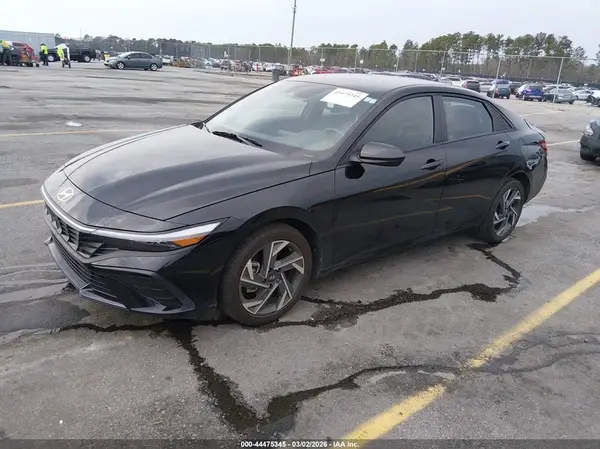 KMHLM4DG5SU898666 2025 HYUNDAI ELANTRA - Image 2