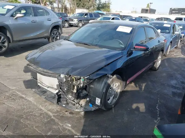 KMHLM4DG5SU905356 2025 HYUNDAI ELANTRA - Image 2