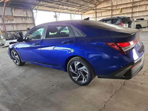 KMHLM4DG5SU907169 2025 HYUNDAI ELANTRA - Image 2