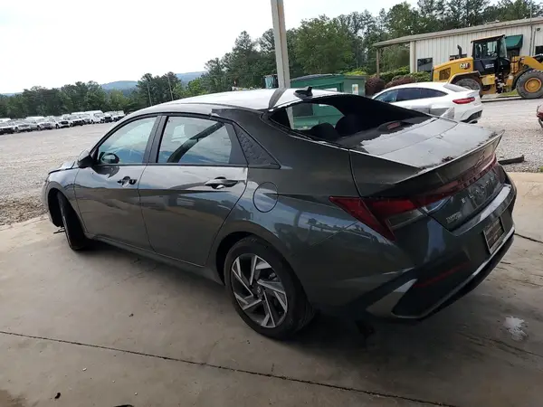 KMHLM4DG5SU926532 2025 HYUNDAI ELANTRA - Image 2