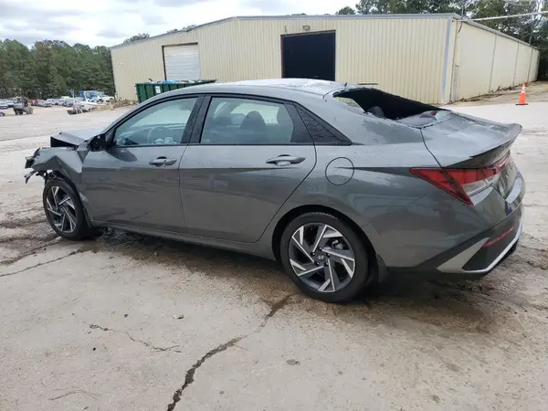 KMHLM4DG5SU931388 2025 HYUNDAI ELANTRA - Image 2