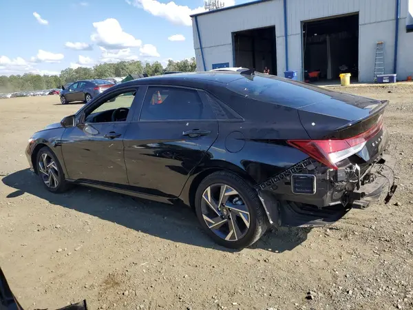 KMHLM4DG5SU931813 2025 HYUNDAI ELANTRA - Image 2