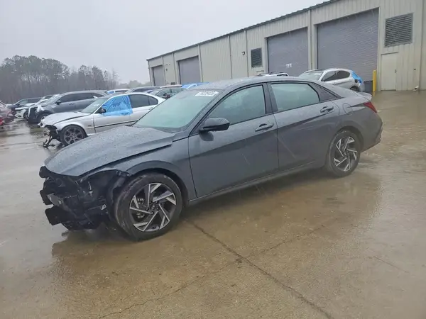 KMHLM4DG5SU933061 2025 HYUNDAI ELANTRA - Image 1