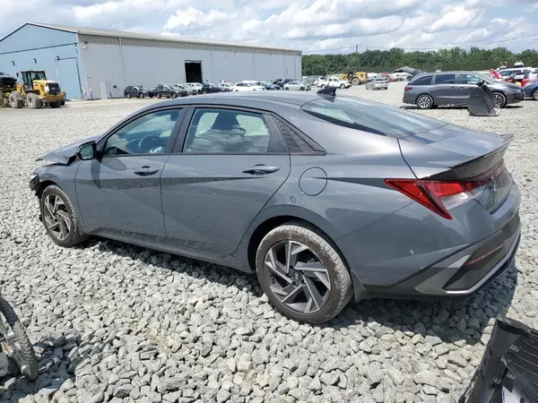 KMHLM4DG5SU933075 2025 HYUNDAI ELANTRA - Image 2