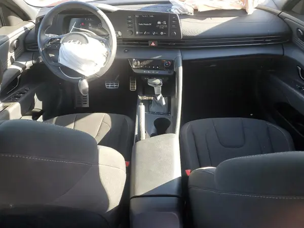 KMHLM4DG5SU933836 2025 HYUNDAI ELANTRA - Image 8