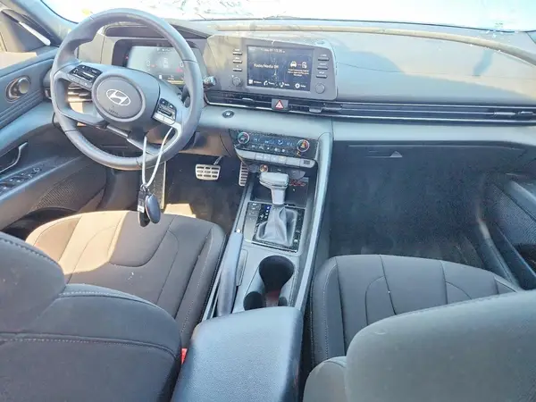 KMHLM4DG5SU953987 2025 HYUNDAI ELANTRA - Image 8