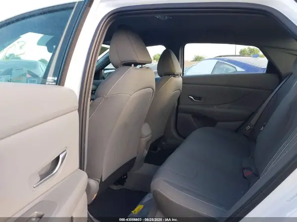 KMHLM4DG5SU958350 2025 HYUNDAI ELANTRA - Image 8