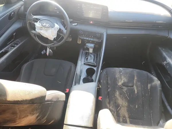 KMHLM4DG5SU958798 2025 HYUNDAI ELANTRA - Image 8