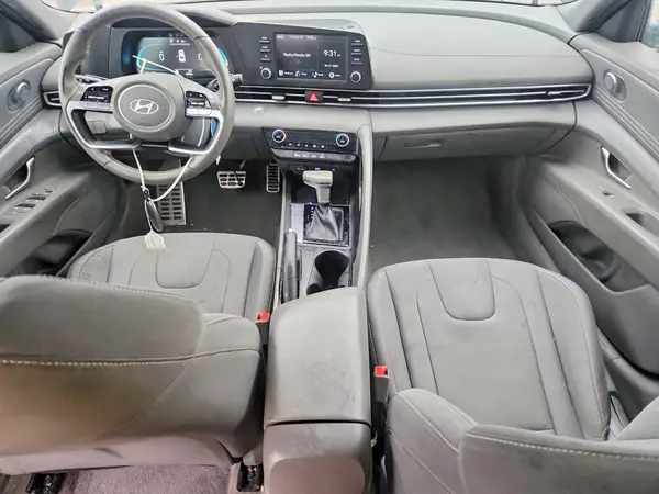 KMHLM4DG5SU963693 2025 HYUNDAI ELANTRA - Image 8