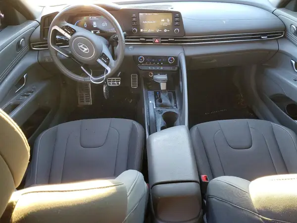 KMHLM4DG5SU968814 2025 HYUNDAI ELANTRA - Image 8