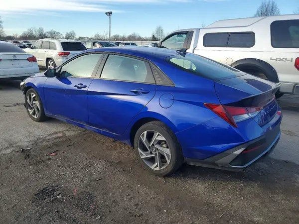 KMHLM4DG5SU972104 2025 HYUNDAI ELANTRA - Image 2