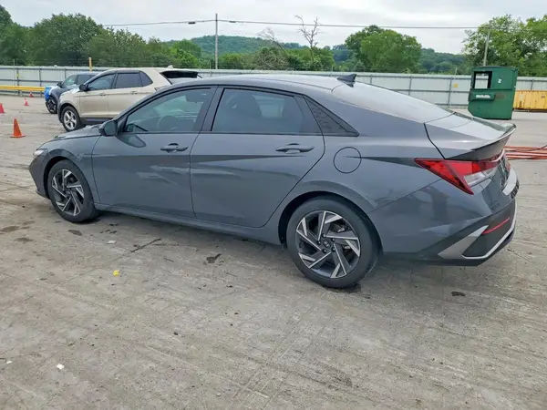 KMHLM4DG5SU972619 2025 HYUNDAI ELANTRA - Image 2
